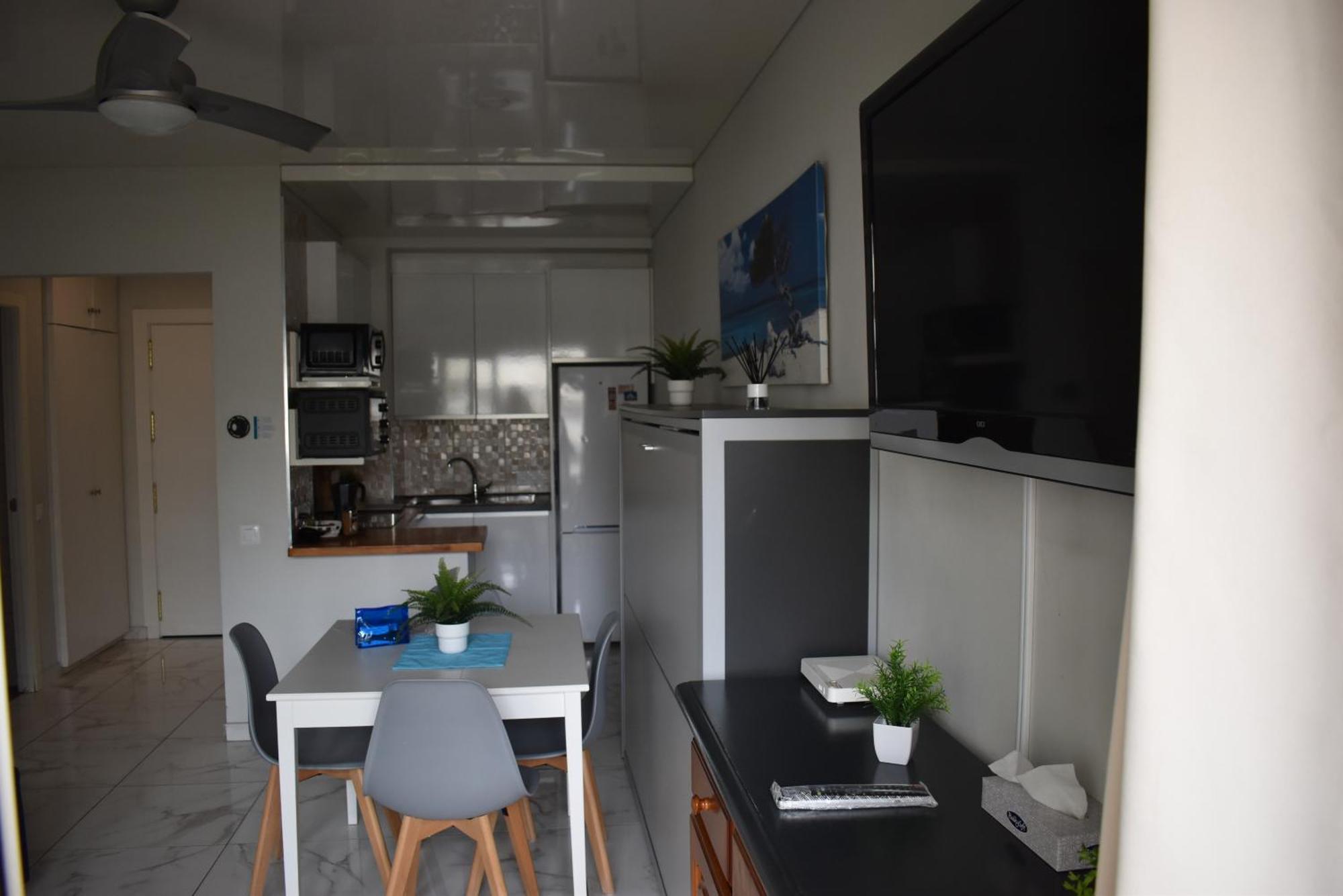 Benal 327 Apartamento
